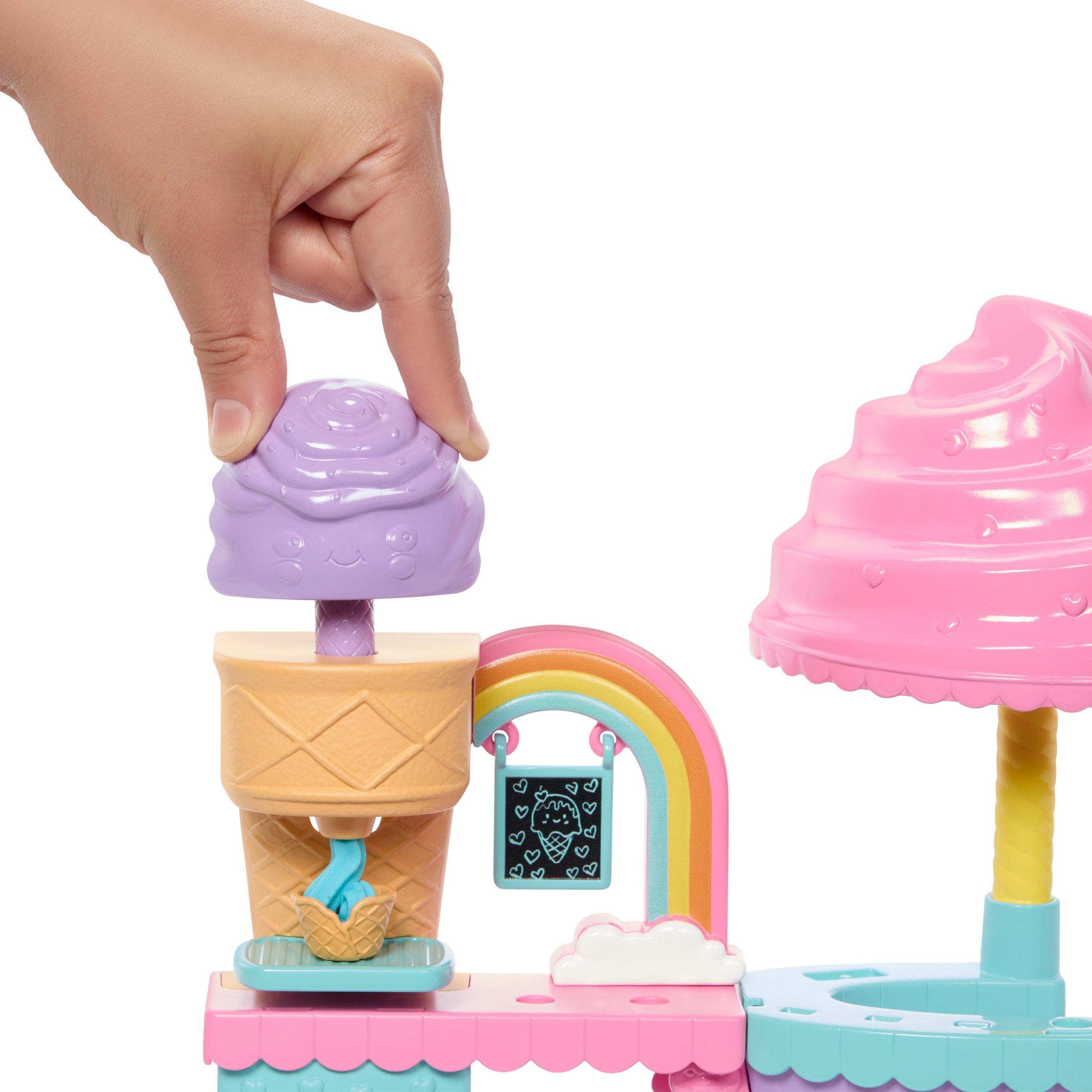 Barbie Club Chelsea Ice Cream Shop Playset With Chelsea Doll. 2 Dough Colors. And Accessories - Image 3