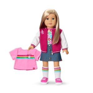 Truly Me? 18-inch Doll #100 with straight layered blonde hair