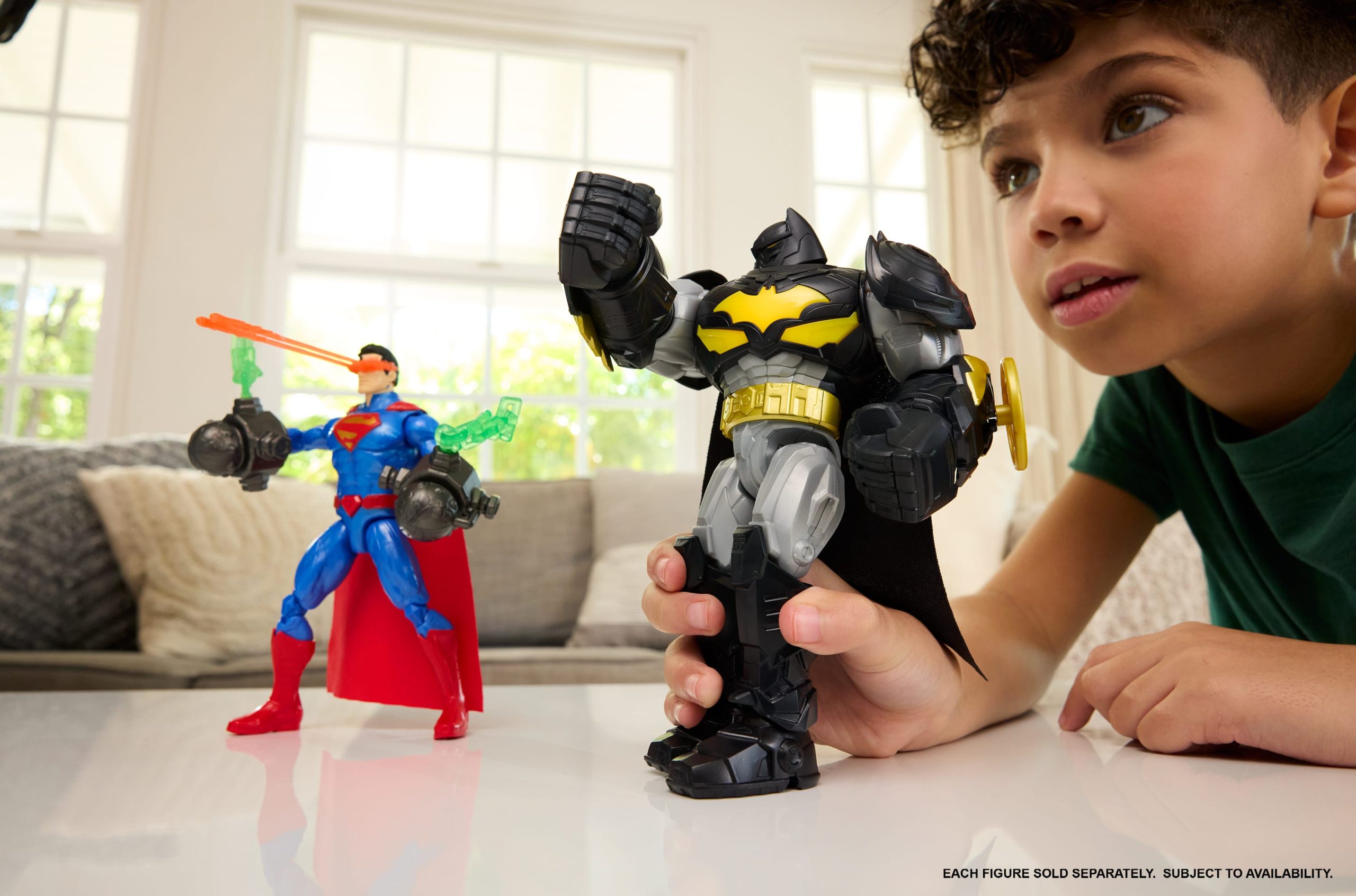 DC Premier 6.5 Inch Oversized Armored Batman Feature Figure. Battle Disc Action. Lights & Sounds - Image 2