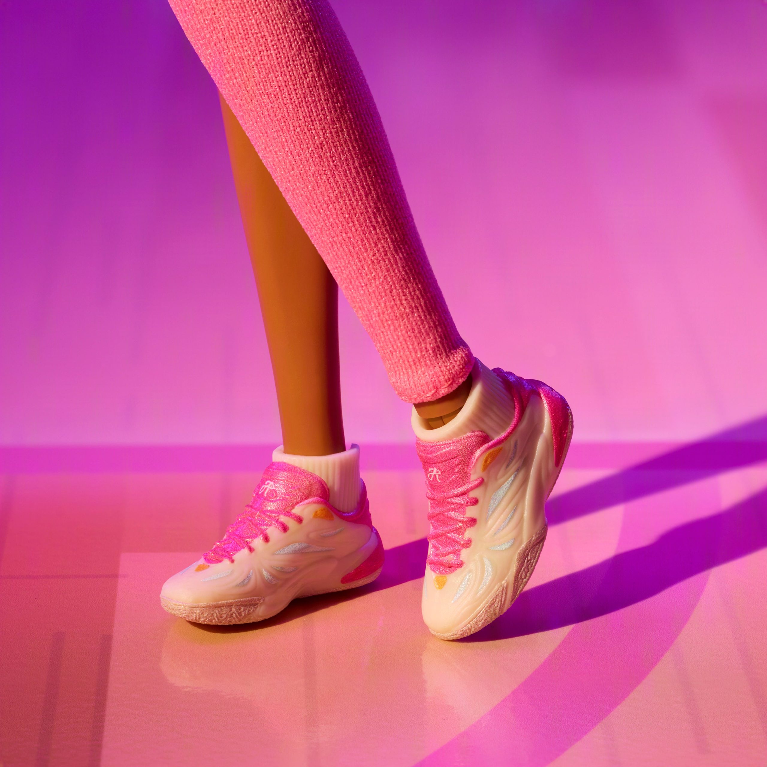 Poup??e Barbie Angel?Reese. Barbie?Signature. Poup??e Mode Avec Uniforme de Basketball Rose - Image 3