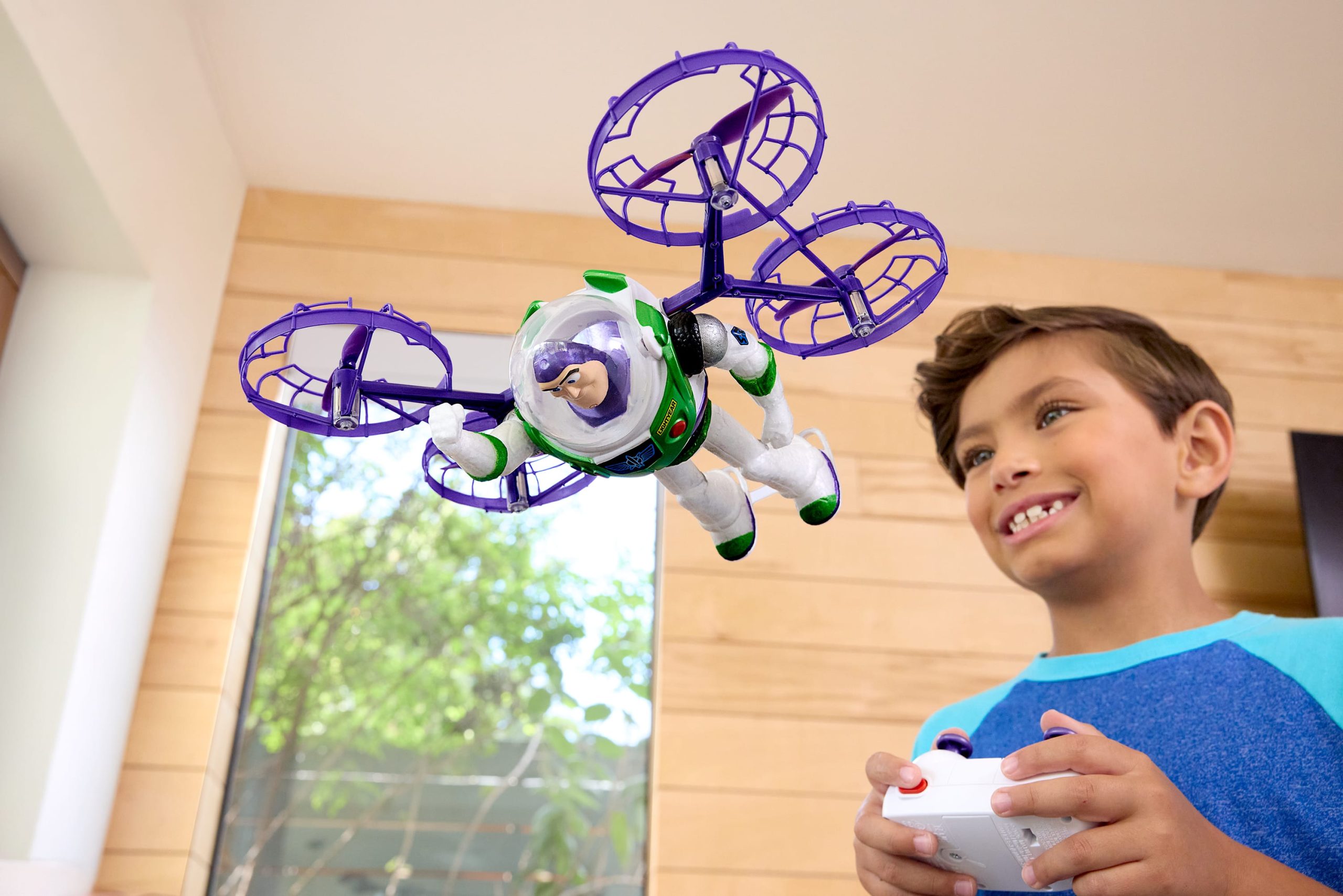 Disney Pixar Toy Story 5 Figura de A??o Buzz Lightyear Hi-Tech Edition RC - Image 2