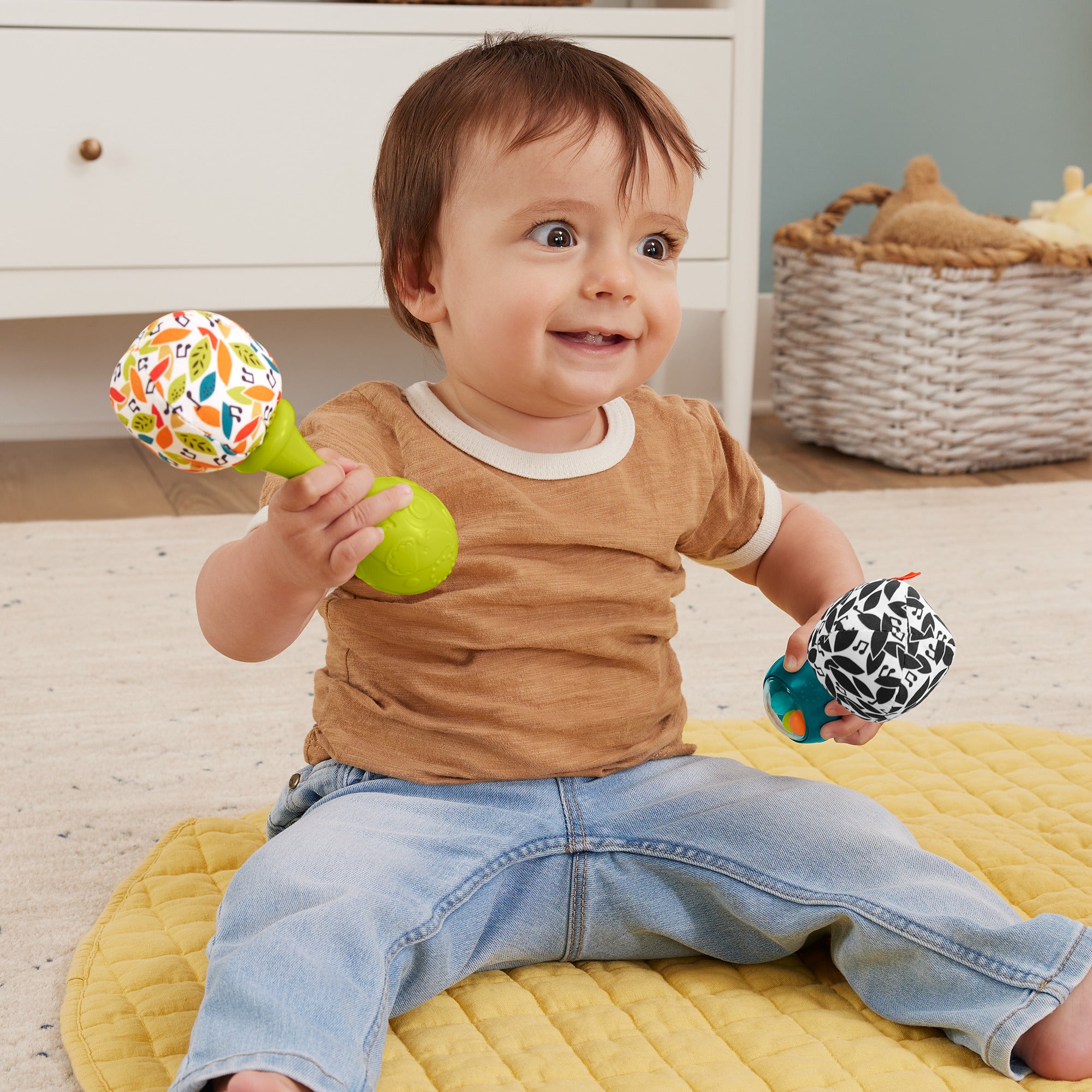 Fisher-Price Baby Sonajas para Beb??s Maracas Azul y Verde Diversi??n y M??sica - Image 2