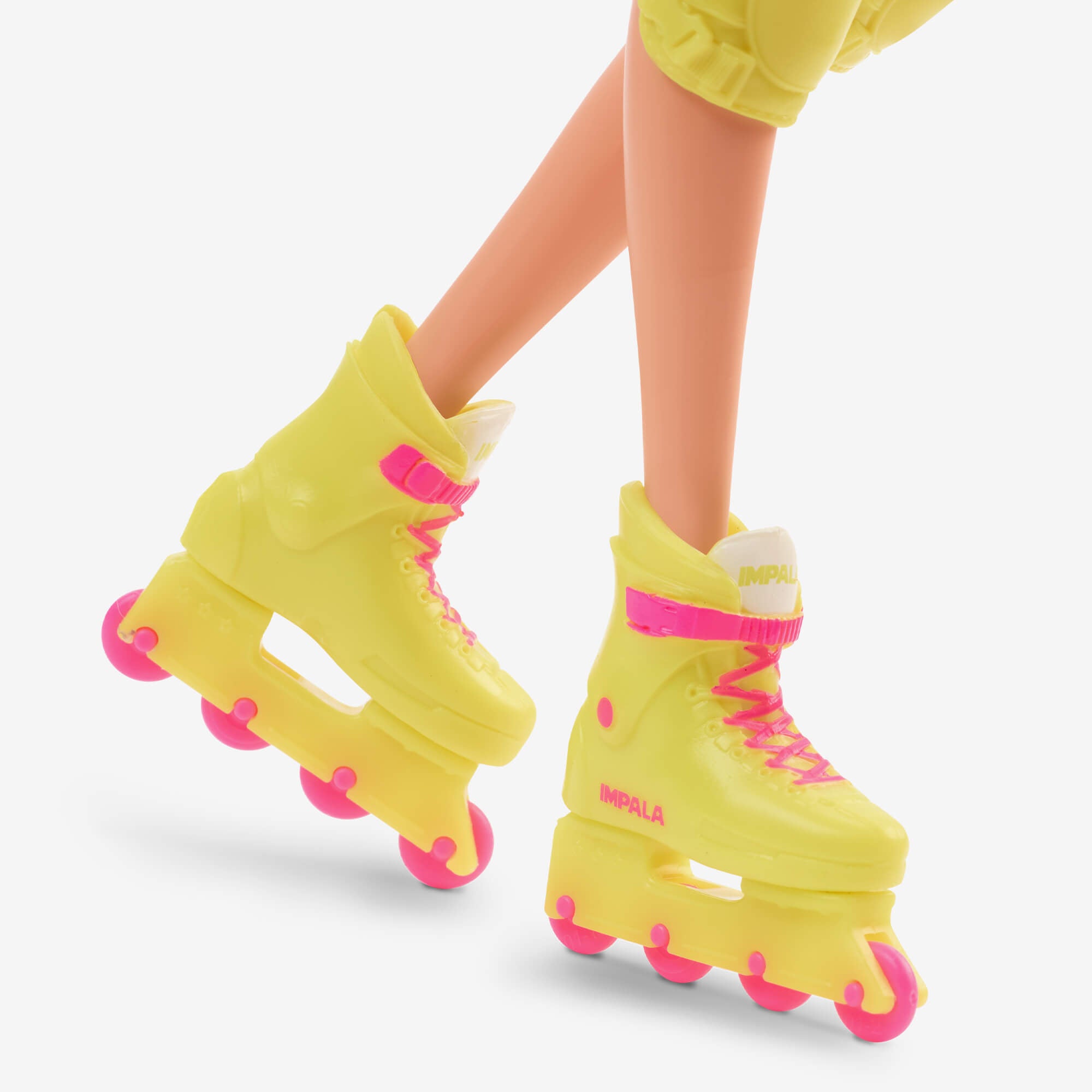 Barbie in Inline Skating Outfit ?C Barbie The Movie - Image 5