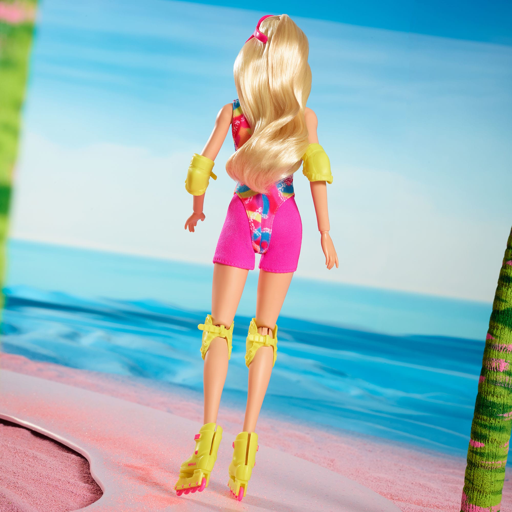 Barbie in Inline Skating Outfit ?C Barbie The Movie - Image 8
